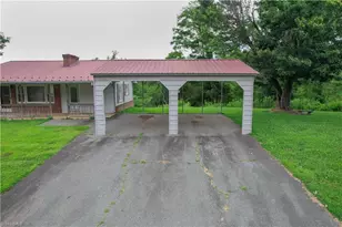 1106 Bob Mabe Rd, Danbury, NC 27016 - Photo 27