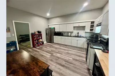 1817 SE Center Street, Winston-Salem, NC 27127 - Photo 9