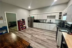 1817 SE Center St, Winston-Salem, NC 27127 - Photo 9