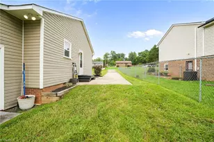 5006 Woodsboro Ln, Winston-Salem, NC 27105 - Photo 37