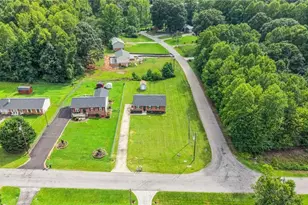 5006 Woodsboro Ln, Winston-Salem, NC 27105 - Photo 43