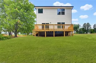 1023 Duggins St, Kernersville, NC 27284 - Photo 15