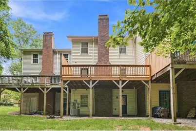 2424 Cottage Place, Greensboro, NC 27455 - Photo 25