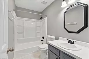 2424 Cottage Pl, Greensboro, NC 27455 - Photo 17
