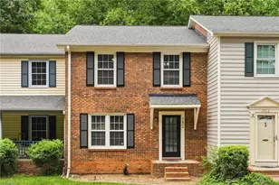 2424 Cottage Pl, Greensboro, NC 27455 - Photo 1