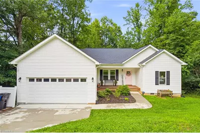 3673 Turret Court, Winston-Salem, NC 27101 - Photo 3