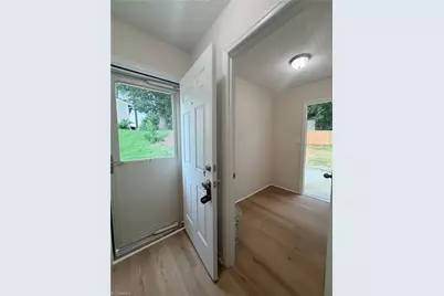 705 Lakecrest Avenue, High Point, NC 27265 - Photo 17