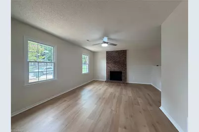 705 Lakecrest Avenue, High Point, NC 27265 - Photo 5
