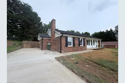 705 Lakecrest Avenue, High Point, NC 27265 - Photo 3
