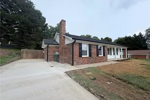 705 Lakecrest Ave, High Point, NC 27265 - Photo 3