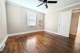 318 Hay St, Mount Airy, NC 27030 - Photo 9