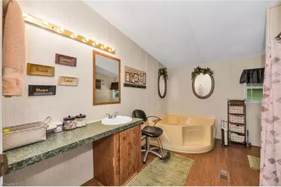 8112 N Nc Highway 16, Millers Creek, NC 28651 - Photo 27