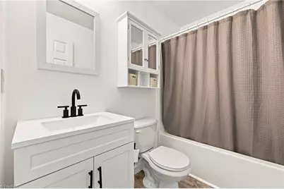 307 Skiles Heights #J, Thomasville, NC 27360 - Photo 17