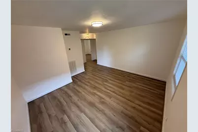525 S Green Street #B, Winston-Salem, NC 27101 - Photo 3