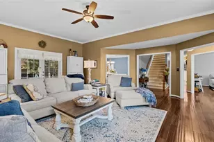 1210 Suncrest Dr, High Point, NC 27265 - Photo 9