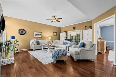 1210 Suncrest Drive, High Point, NC 27265 - Photo 7