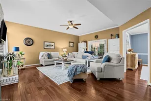 1210 Suncrest Dr, High Point, NC 27265 - Photo 7