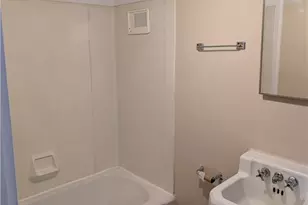 905 W Jefferson St, Mayodan, NC 27027 - Photo 11
