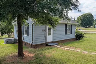 905 W Jefferson St, Mayodan, NC 27027 - Photo 3