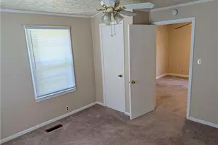 905 W Jefferson St, Mayodan, NC 27027 - Photo 7