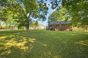 515 W Decatur St, Madison, NC 27025 - Photo 29