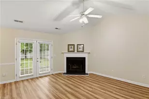 158 Sparks Ct, Winston-Salem, NC 27103 - Photo 3