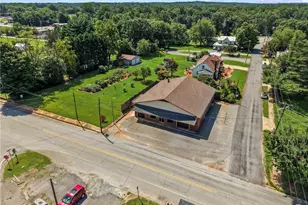 329 W Main St, East Bend, NC 27018 - Photo 5