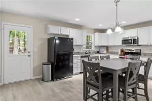 14 Brandy Wine Dr, Thomasville, NC 27360 - Photo 5