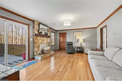 731 Barrington Park Circle, Kernersville, NC 27284 - Photo 13
