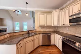5474 Alamo Dr, Winston-Salem, NC 27104 - Photo 7