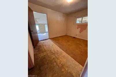 1200 Peachtree Street, Winston-Salem, NC 27107 - Photo 25