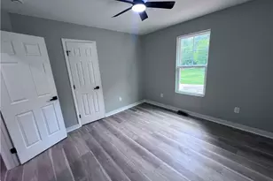 921 Redding Dr, High Point, NC 27260 - Photo 17