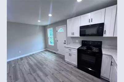 917 Redding Drive, High Point, NC 27260 - Photo 9