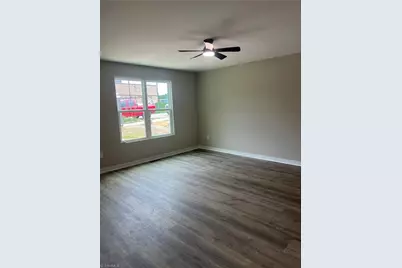 917 Redding Drive, High Point, NC 27260 - Photo 3