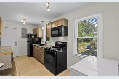 2723 Sink Street, Winston-Salem, NC 27107 - Photo 9