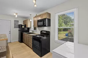 2723 Sink St, Winston-Salem, NC 27107 - Photo 9