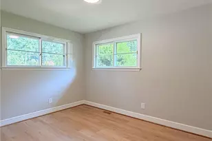 1904 Efland Dr, Greensboro, NC 27408 - Photo 13
