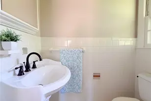 1904 Efland Dr, Greensboro, NC 27408 - Photo 11