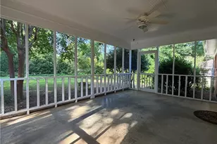 1904 Efland Dr, Greensboro, NC 27408 - Photo 25