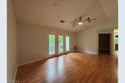 5934 Friendly Avenue #M, Greensboro, NC 27410 - Photo 3