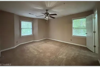 5934 Friendly Avenue #M, Greensboro, NC 27410 - Photo 11