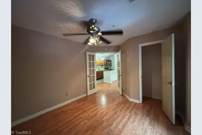 5934 Friendly Avenue #M, Greensboro, NC 27410 - Photo 15