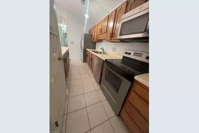 5934 Friendly Avenue #M, Greensboro, NC 27410 - Photo 3