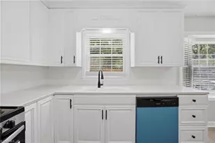 1705 Bearhollow Rd, Greensboro, NC 27410 - Photo 21