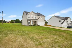 4210 Barrow Farm Rd, Kernersville, NC 27284 - Photo 3