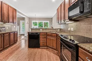 5501 7 Gates Dr, Greensboro, NC 27410 - Photo 21