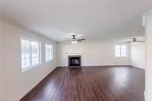 3 Elsworth Ct, Greensboro, NC 27301 - Photo 3