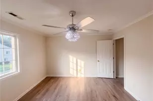 3 Elsworth Ct, Greensboro, NC 27301 - Photo 9