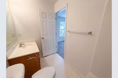 4635 Leprechaun Lane, Winston-Salem, NC 27127 - Photo 9