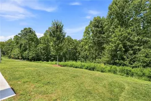 2046 Welden Ridge Rd, Kernersville, NC 27284 - Photo 29